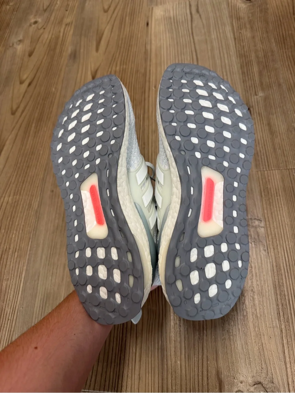 NWOT Adidas sneakers